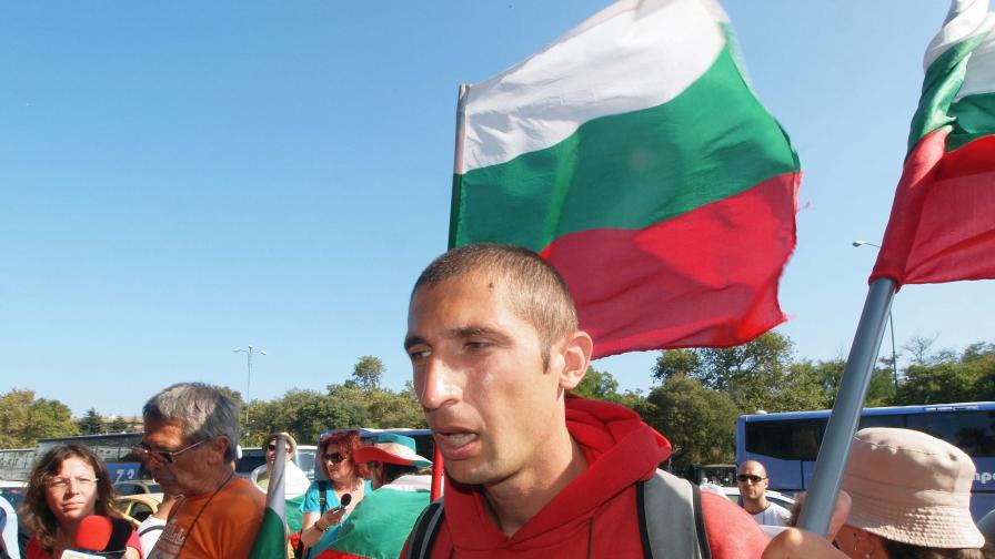 "Орешарски марш" стигна до Варна в 65-ия ден на протест