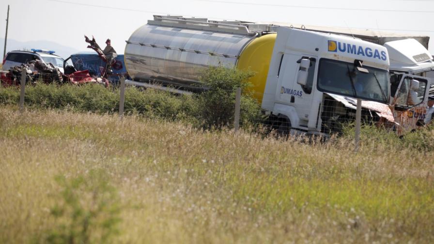 Повдигнаха обвинения на румънския шофьор, причинил катастрофата на пътен възел "Яна"
