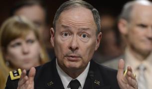 Ген. Кийт Алекзандър, шефът на АНС