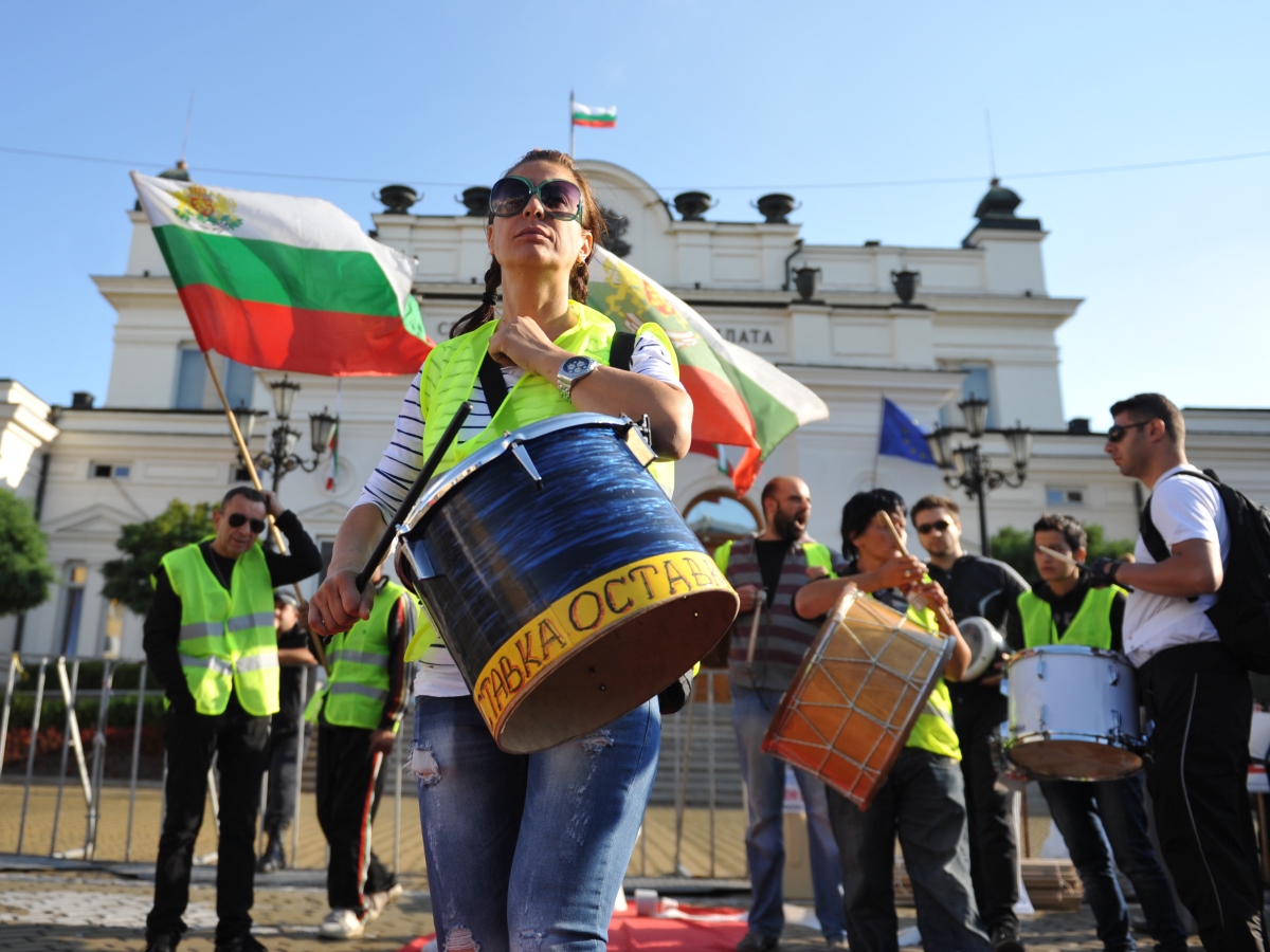 Протестиращите ще обсъждат зависимостите на България