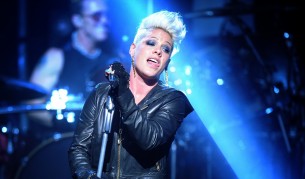 Пинк е бременна! Снимка разтопи стотици хиляди