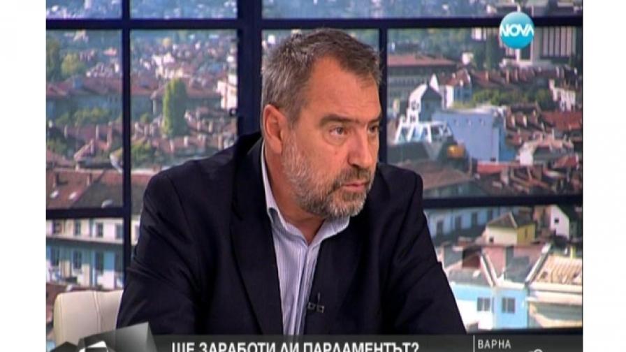 Васил Гарнизов: Правителството на Орешарски няма как да извърши нито малки, нито големи реформи
