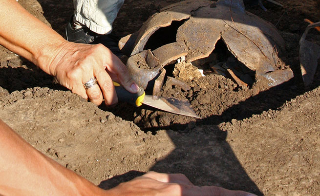 Археолози откриха погребение на дете и воин оракул край Приморско