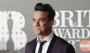 Роби Уилямс отрече обвинения за секс тормоз