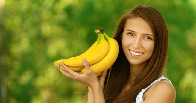 Бананът е перфектният плод за домашна козметика На разположение е