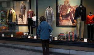 Гърците ще похарчат повече от германците за Коледа