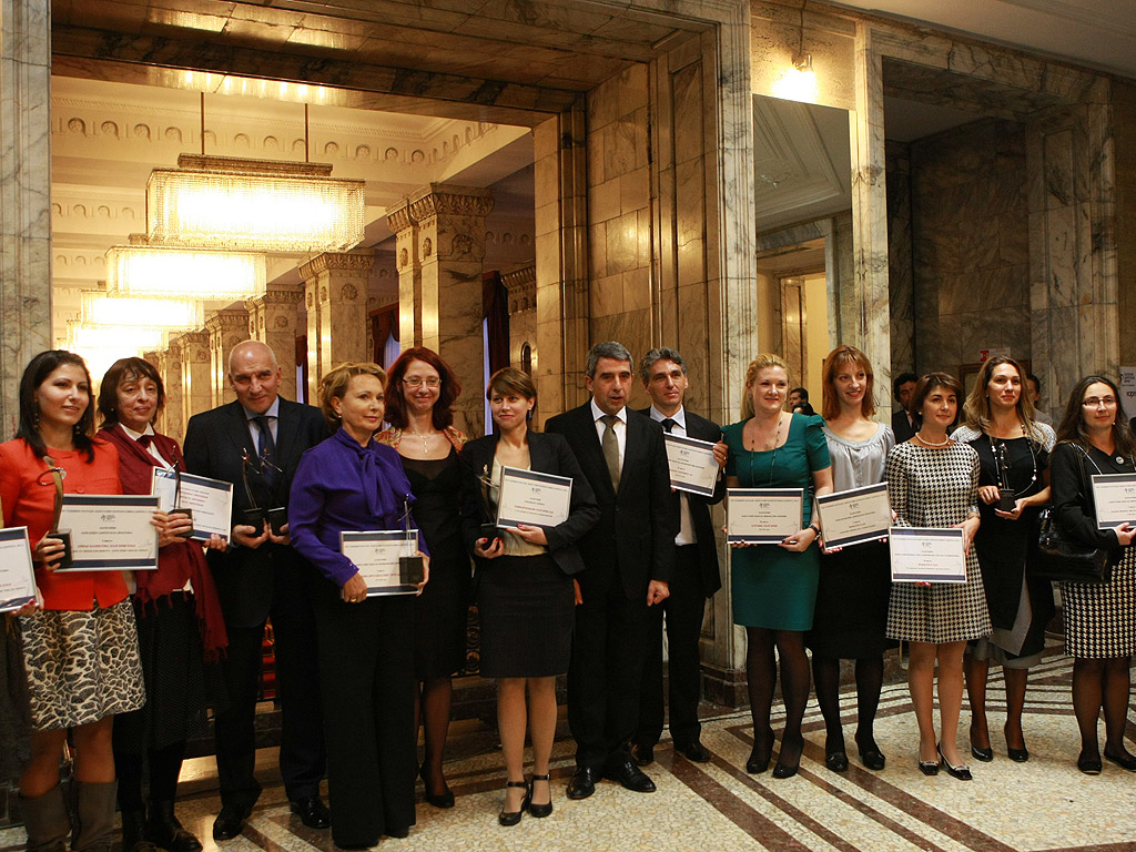 Осмите годишни награди на Българския дарителски форум „Най-голям корпоративен дарител” за 2013,