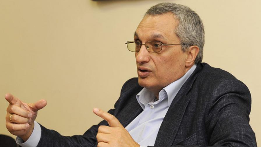 Костов: Проблеми не се решават без политически лидери
