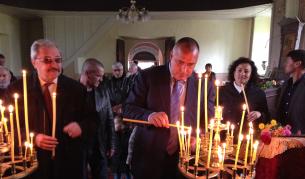 Бойко Борисов на посещение в църква по повод "Димитровден", 26.10.2013 г.