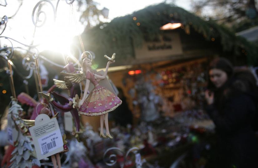 Коледният базар в София - снимка 19