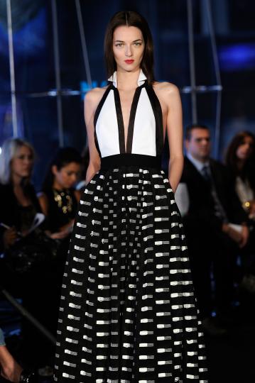Тенденции пролет/лято 2012 - черно&бяло - снимка 118