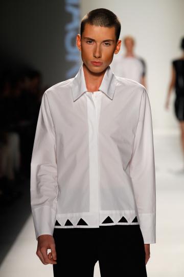 Тенденции пролет/лято 2012 - черно&бяло - снимка 12