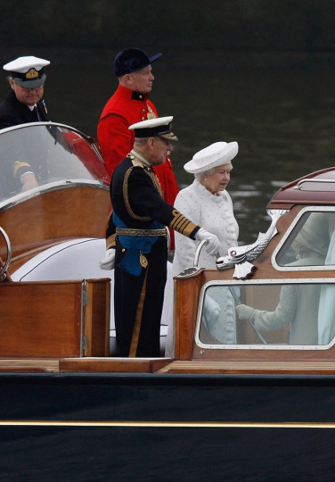 Кралицата заедно със съпруга си принц Филип