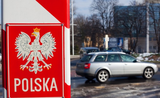 Полша: До 2015 всички коли да са с дрегери