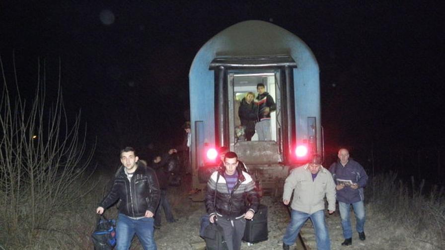 Влак уби човек край Дупница